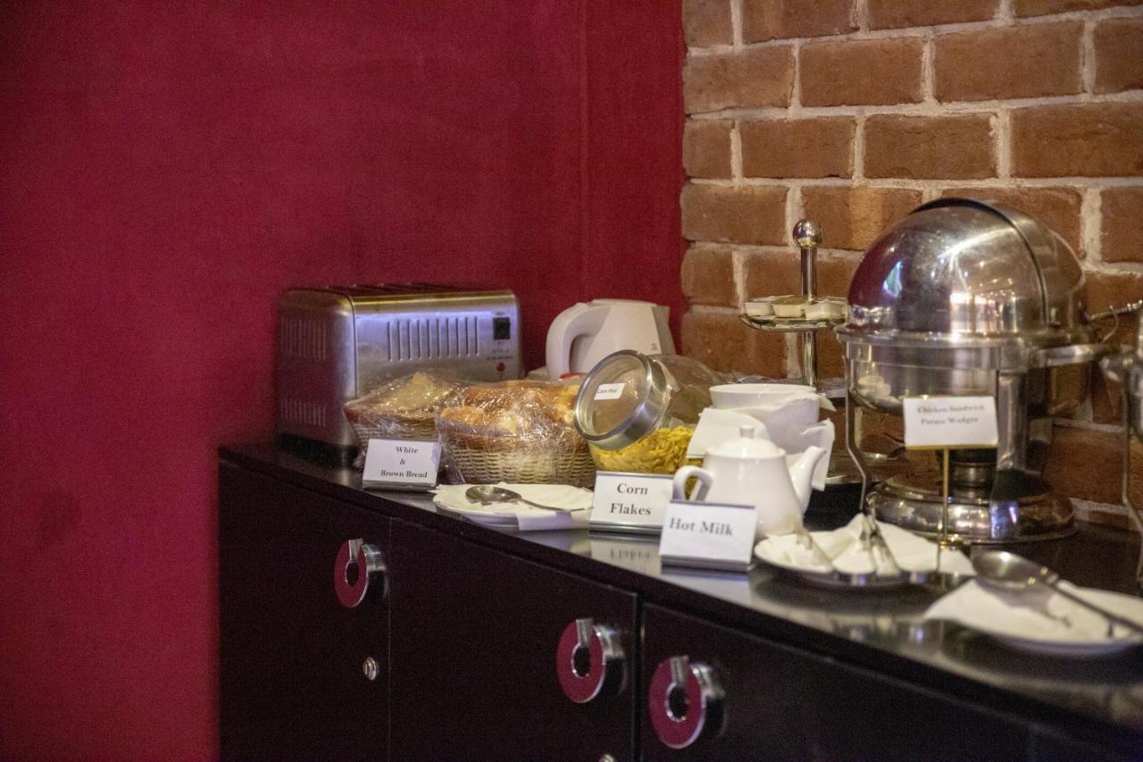 Lahore Continental Hotel Экстерьер фото