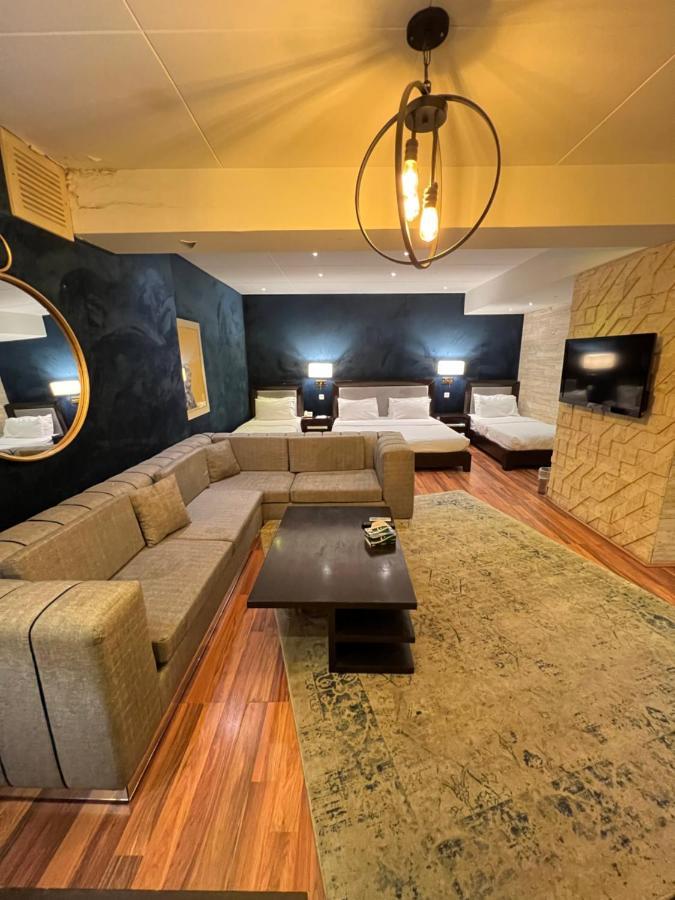 Lahore Continental Hotel Экстерьер фото