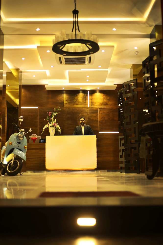 Lahore Continental Hotel Экстерьер фото